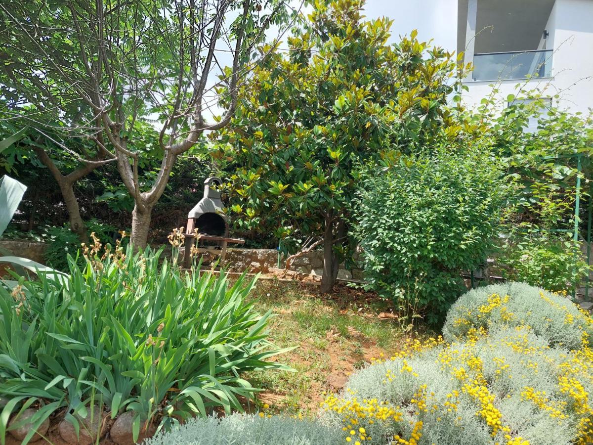 Apartman Icici Exterior photo